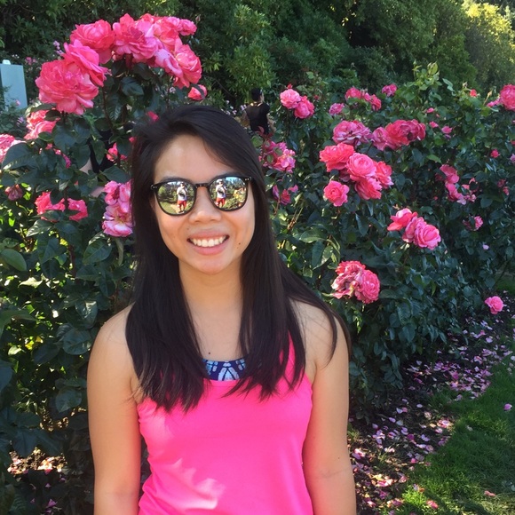 Meet your Posher, Tiff - Picture 2 of 2